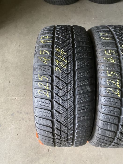 Anvelope iarna 225/45/17 Pirelli Sottozero 3 RFT 225 45 17 R17