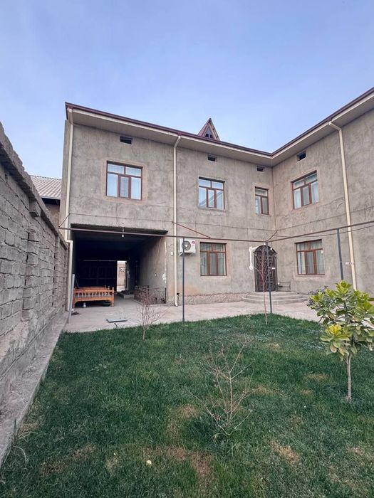 Кулай шароитга эга 2 кавватли уй, 6 сотих сотилади