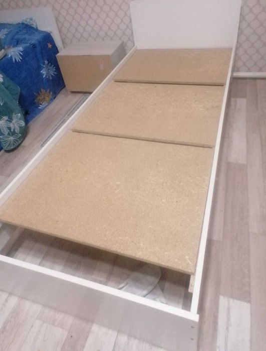 Продам недорого кровать
