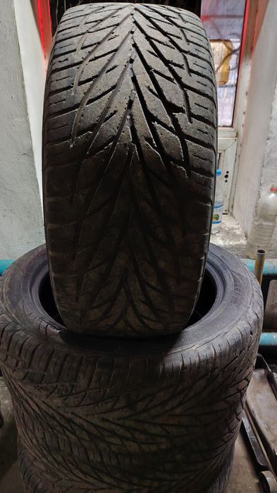 Продам шины 265/50/20