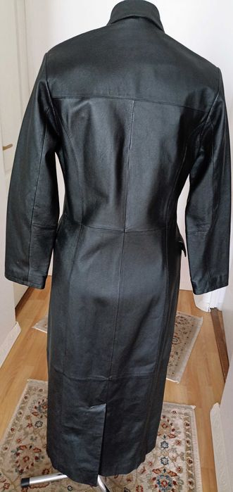 Trench Lung piele naturala, M, 650 lei