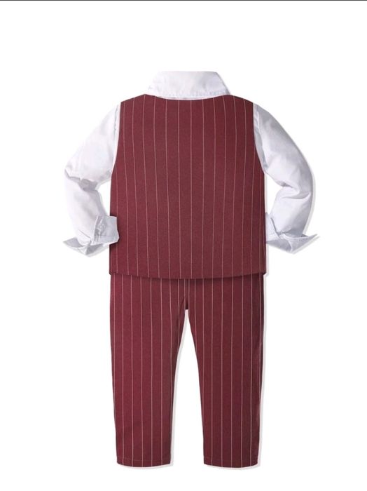 Червен костюм от 4 части за момче на 7 години