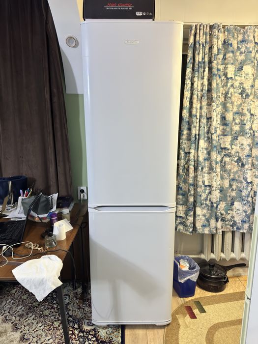 Холодильник бирюса