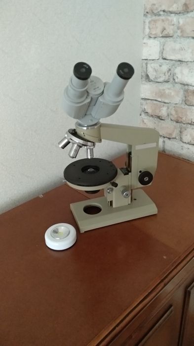 микроскоп лабораторный