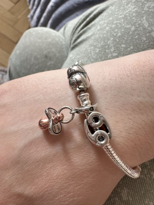 Bratara Pandora cu 3 charmuri