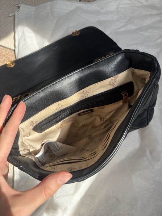 Оригинална чанта GUESS