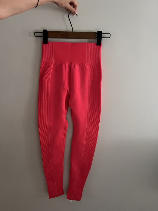 Gymshark клин S размер