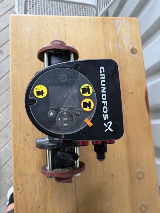 Pompa de circulatie GRUNDFOS Magna3