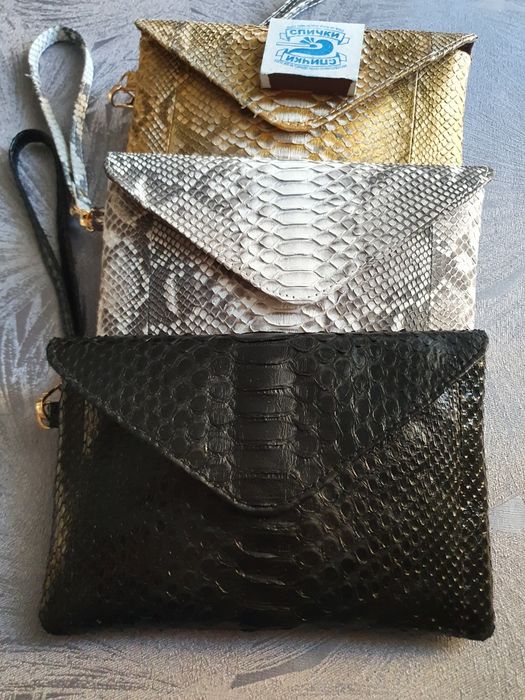 Клатч из натуральной кожи питона