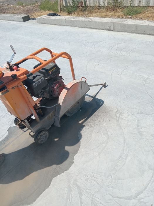 Асфальт, стяжка,  бетон кесиш хизмати. Вертолёт