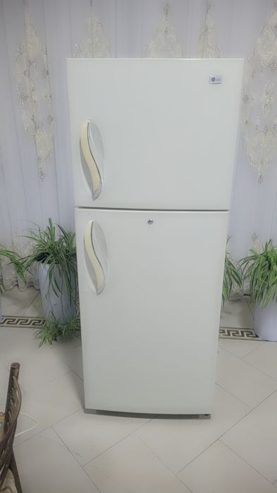 холодильник продаётся