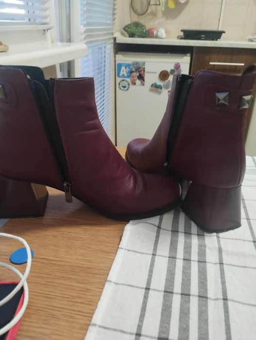 Боти от естествена кожа, 38 номер