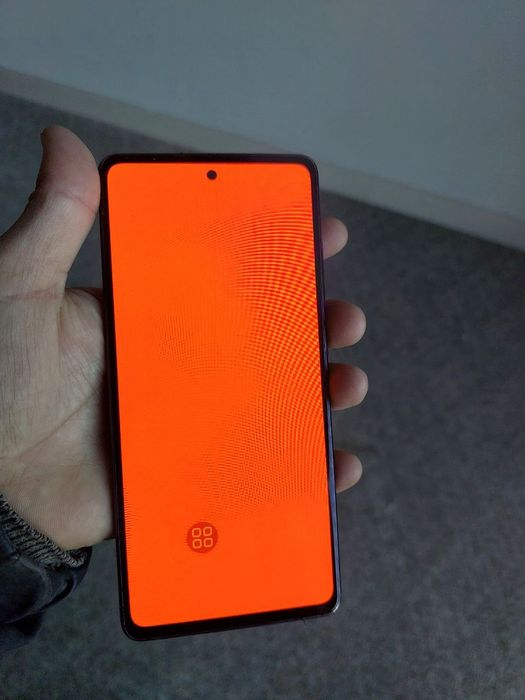 Samsung S20 fe sotiladi