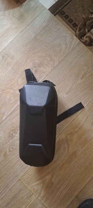 Чанта за електрическа тротинетка