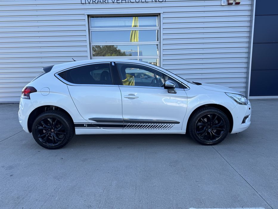 CITROËN DS4 2011 — imagine 3