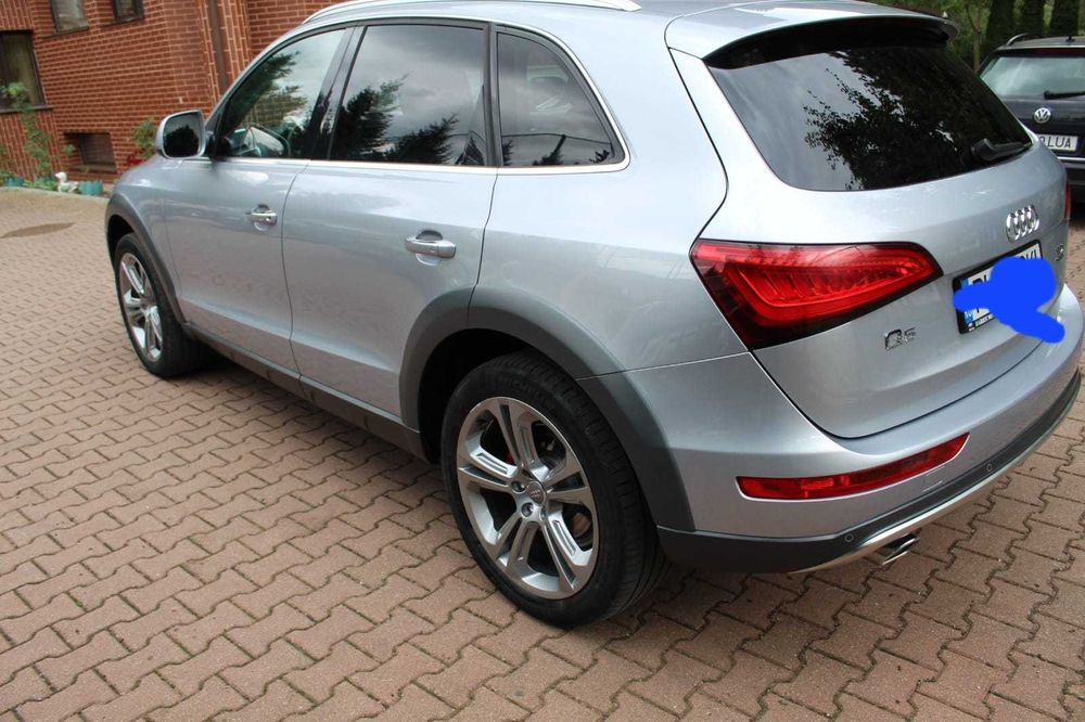 Se vinde audi Q5 2.0 , 177CP.
