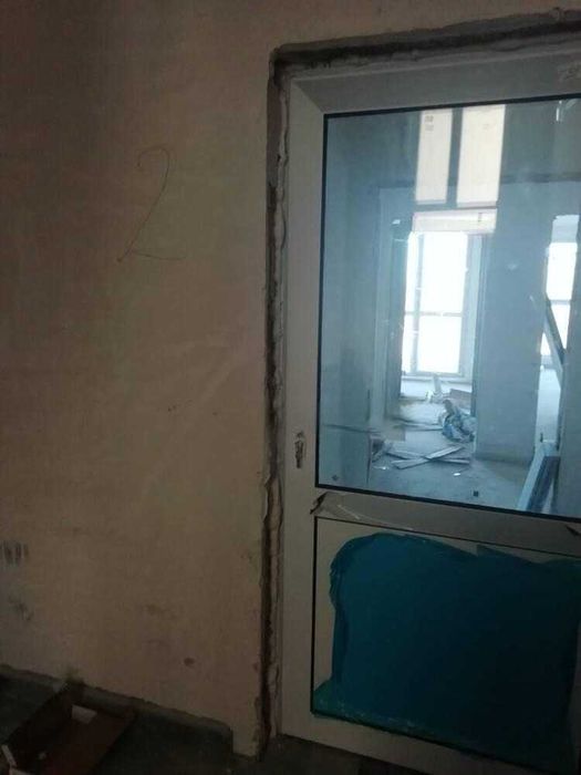 Продава се Двустаен апартамент в Пловдив, Южен - 80 кв.м за 1050 €/кв.м - Снимка #2