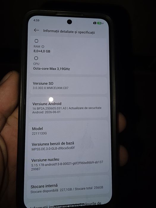 Vand  Xiaomi  13