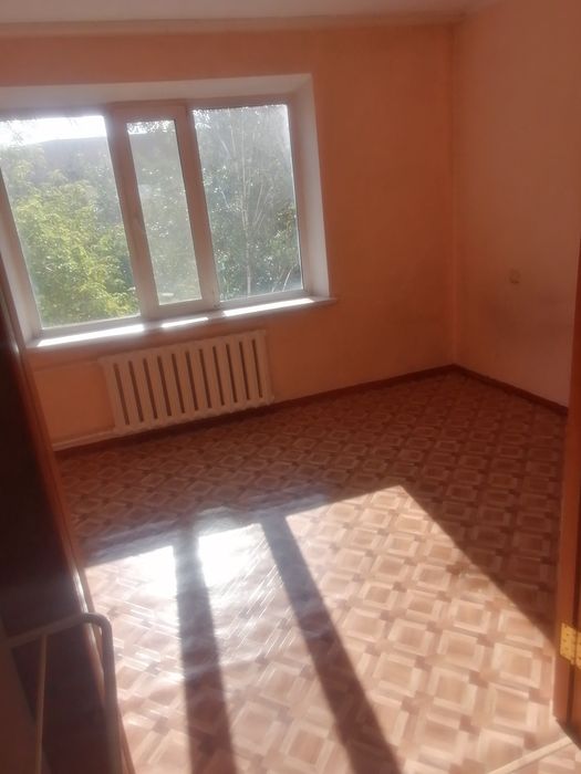 Продам 4-х комнатную квартиру