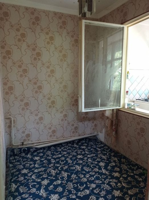 Сдается 1'2  комнатная квартира Юнусабаде 15
