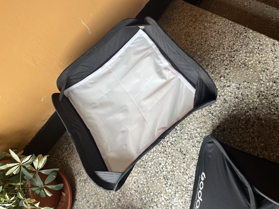 Софтбокс Godox 40 x 40 cm