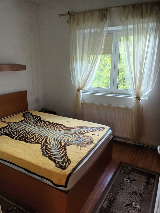 Apartament 2 camere ultracentral Poarta Schei