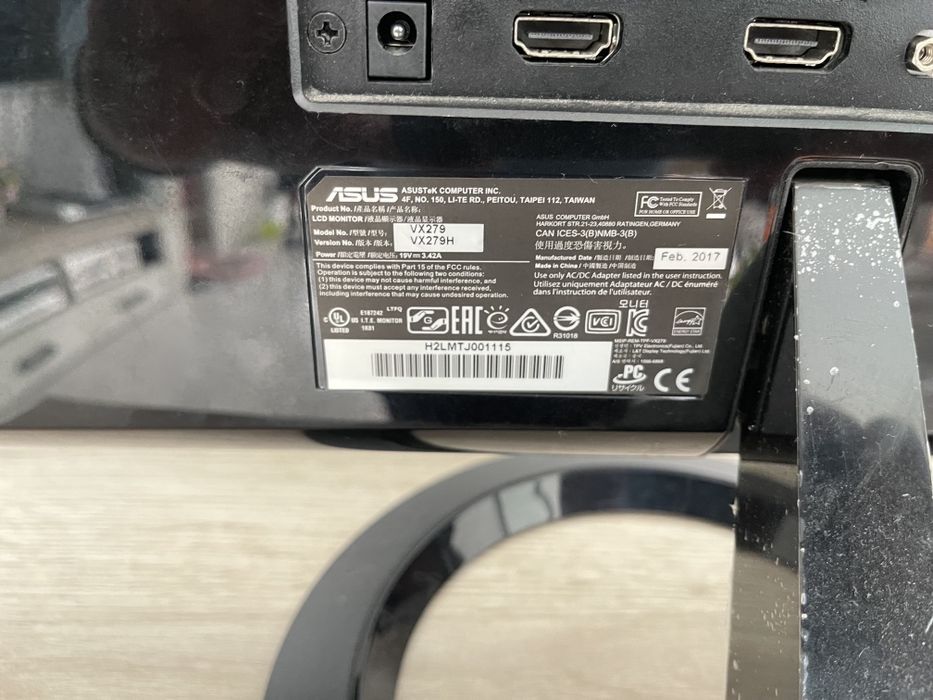 Vând monitor ASUS VX279H cu diagonala generoasă de 27 inch