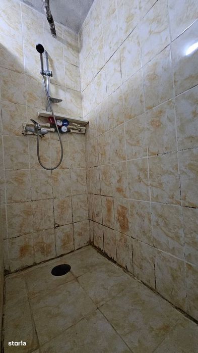 Ocazie-Camera zona Gemenii-Florilor,etajul 2,libera,19000 Euro