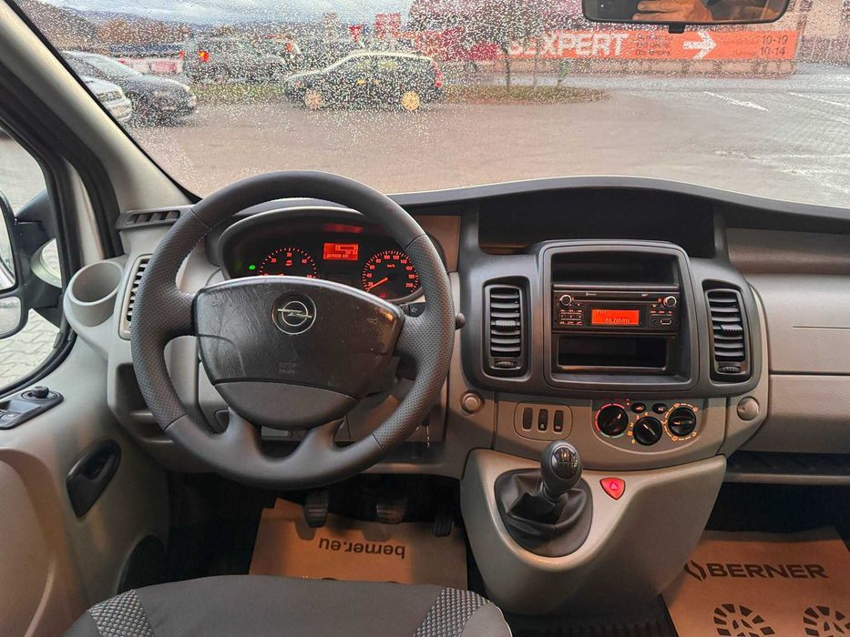 OPEL Vivaro 2014 — imagine 3