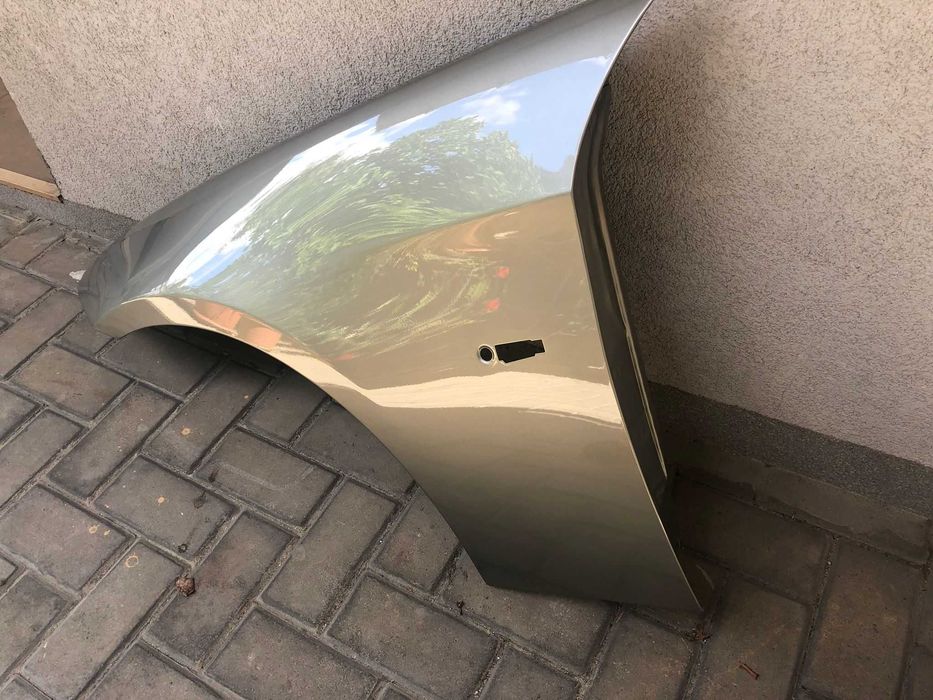 Aripa Fata Stanga BMW E90 An 2005-2012 Vopsita Auriu