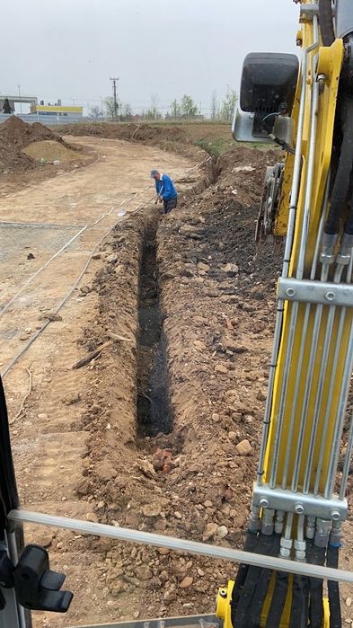 Miniexcavator de Închiriat Diverse Lucrări