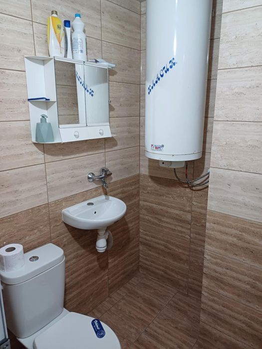 Дава се под наем Двустаен апартамент в Сливен, Даме Груев - 78 кв.м за 178.5 € - Снимка #3