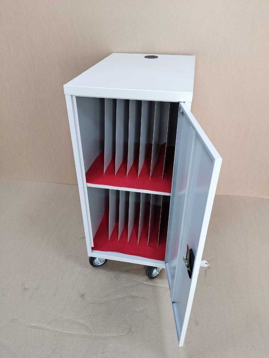 Тележка для ноутбуков