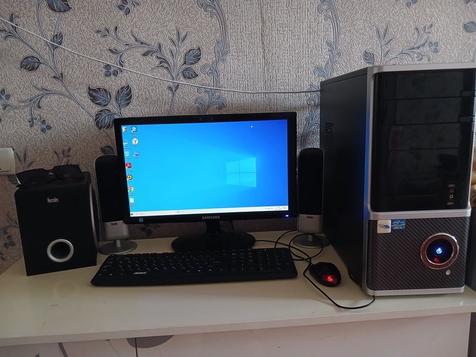 Компьютер сатылады.