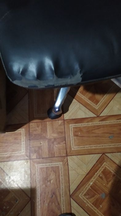 Продам офисное кресло