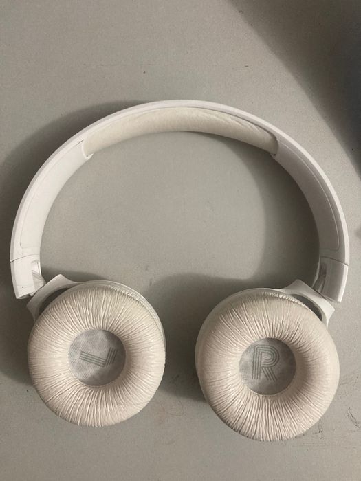 Наушники JBL Tune 520BT белый
