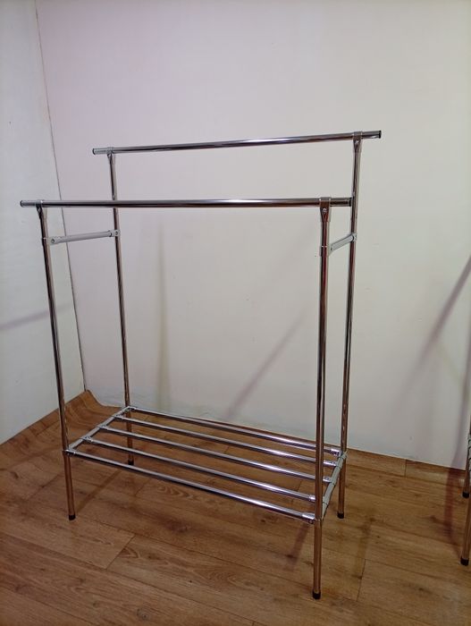 Вешалка для торговли