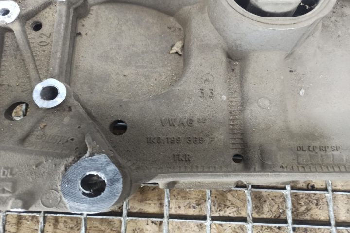 Jug cadru motor 1k0199369f 1.9 2.0 tdi Volkswagen VW Golf 5 seria