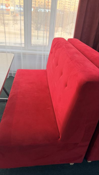 Диваны , вок , пицца печка