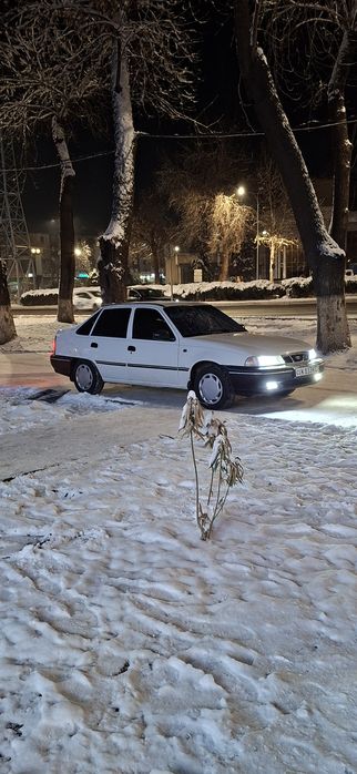 Prodayu nexia donc super salon