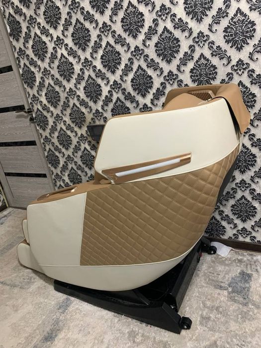 Срочно продам кресло масажний