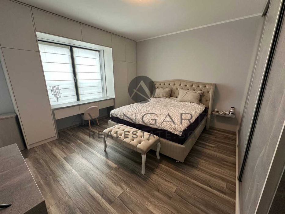 Продава се Тристаен апартамент в Пловдив, Христо Смирненски - 125 кв.м за 1498 €/кв.м - Снимка #6