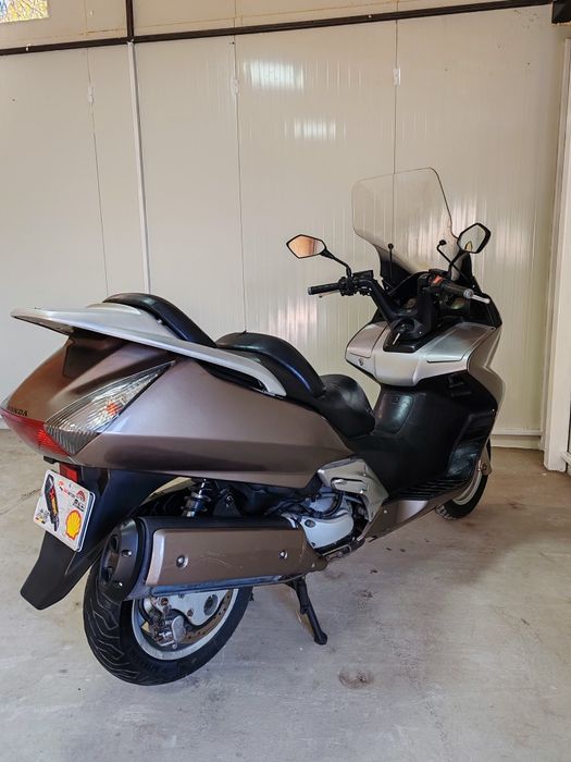 Maxiscuter 600 cc abs Honda