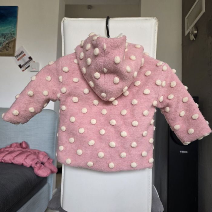 Елегантно палто с качулка.