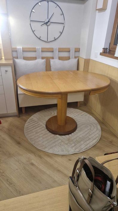 Трапезна кръгла маса - масив