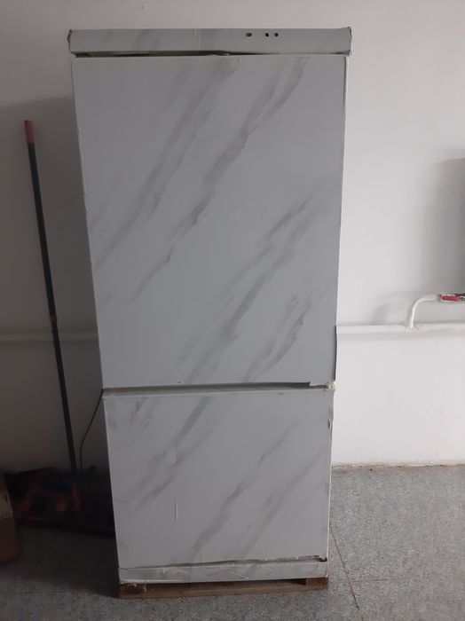 Холадилник сатылады