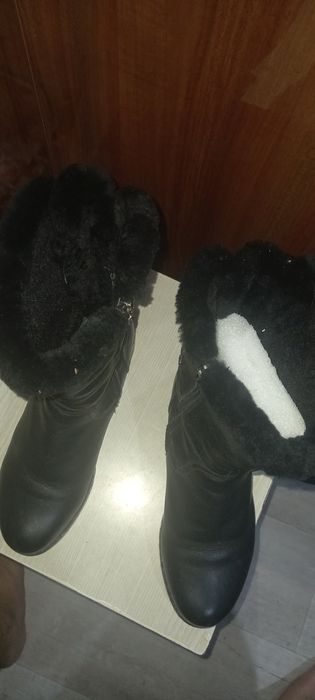 Продам зимние Сапоги и ботинки