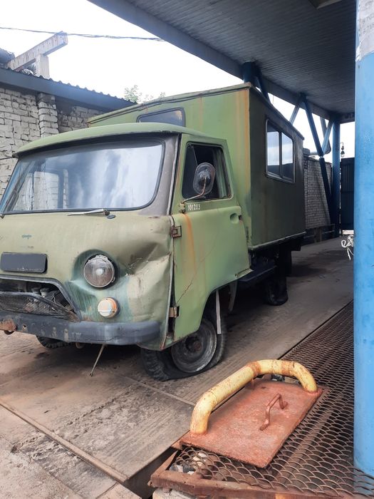 Продам УАЗ с будкой на разбор.