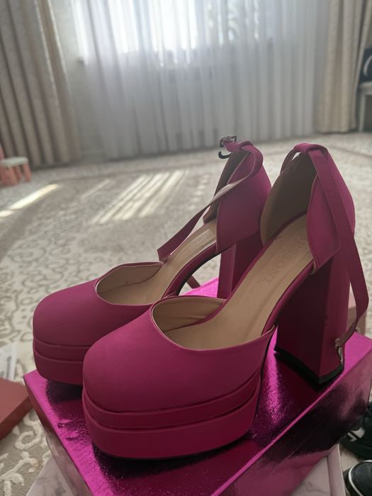 Туфли, сапоги от 3000 тенге