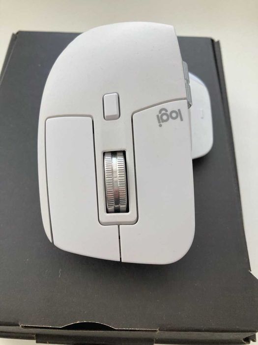 Беспроводная bluetooth мышь Logitech MX Master 3S, Light Grey